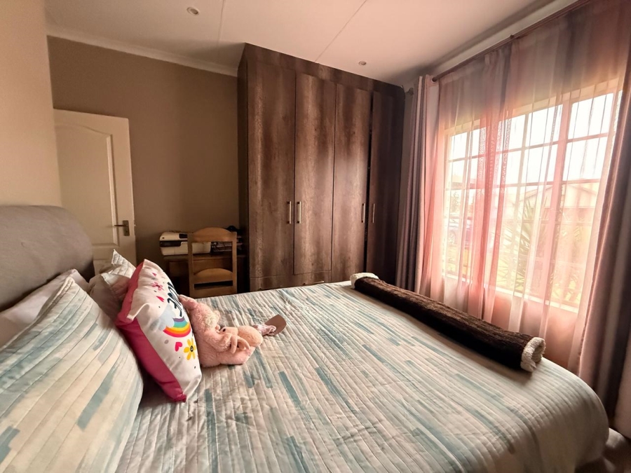 3 Bedroom Property for Sale in Waterkloof East North West